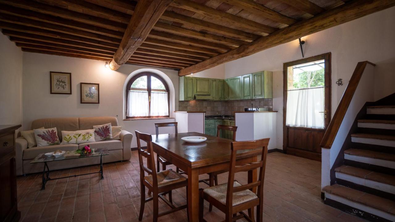 Poggio Al Palio Aparthotel San Lorenzo a Merse Exteriör bild