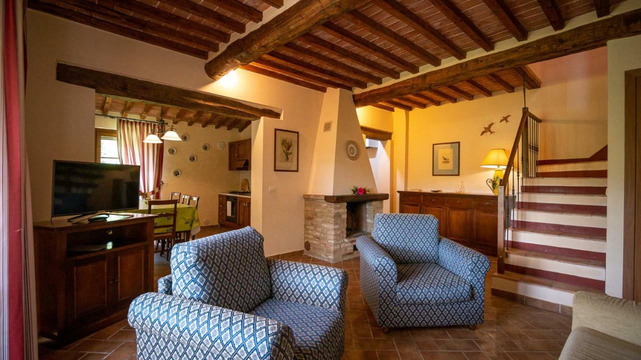 Poggio Al Palio Aparthotel San Lorenzo a Merse Exteriör bild