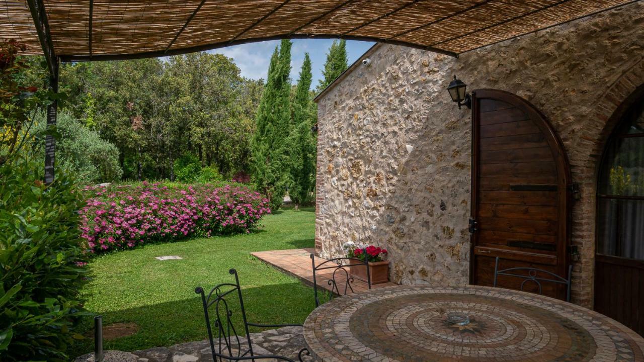 Poggio Al Palio Aparthotel San Lorenzo a Merse Exteriör bild