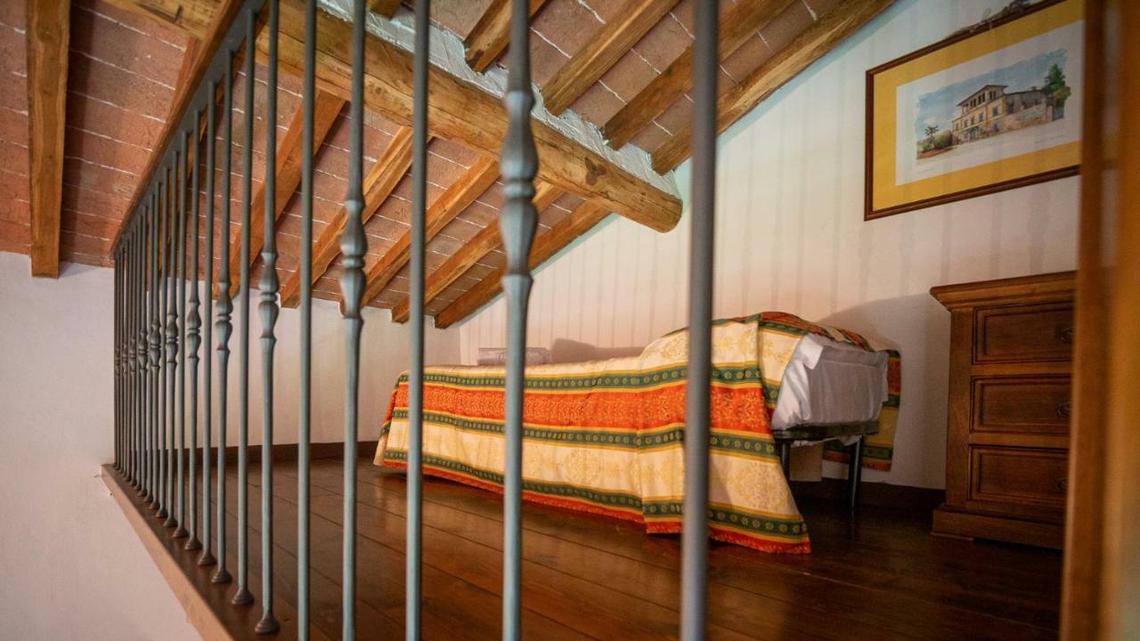 Poggio Al Palio Aparthotel San Lorenzo a Merse Exteriör bild